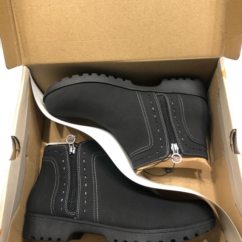 Women’s Boots